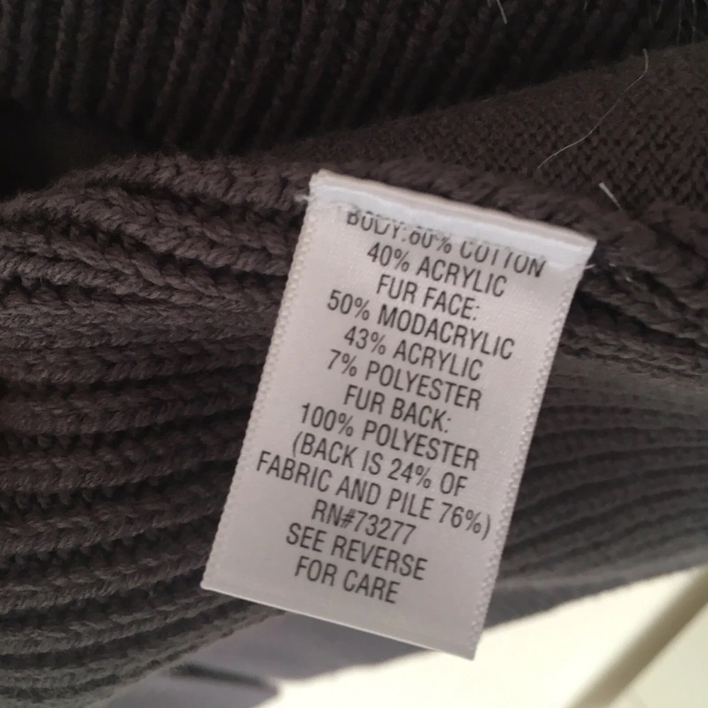 ELLE Knit Sweater Vest Large Gray Faux Fur Stretch Cozy Fall Winter NWOT - Picture 6 of 6